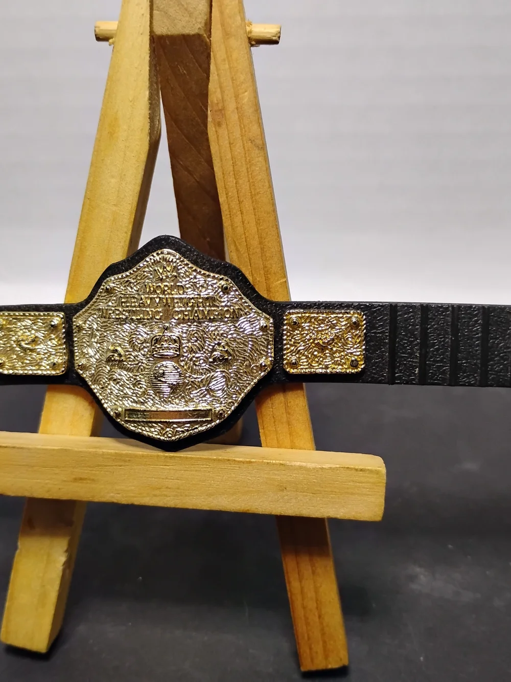 Wwe Big Gold Championship Belt Accessory For Action Figures